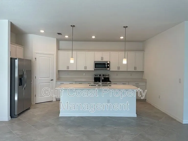 17384 Luminous Ave — Photo 5