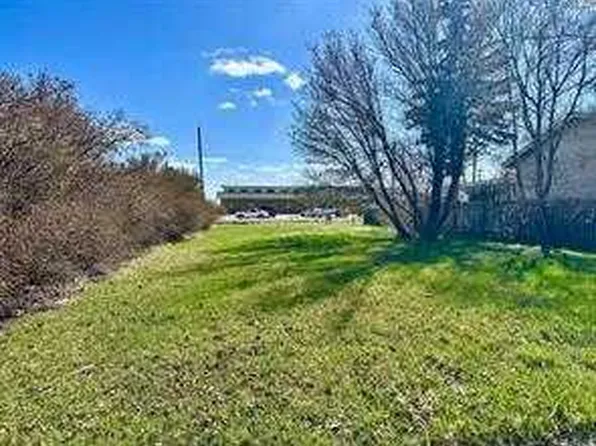 511 1a Ave E, Brooks, AB T1R 0H6