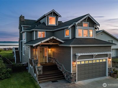 2638 Sunlight Beach Road, Clinton, WA, 98236