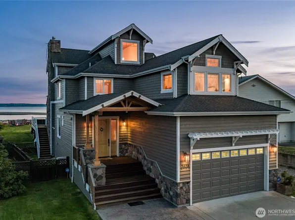 2638 Sunlight Beach Road, Clinton, WA 98236