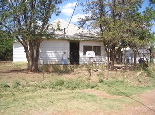668 E Mulberry Ln, Bisbee, AZ 85603