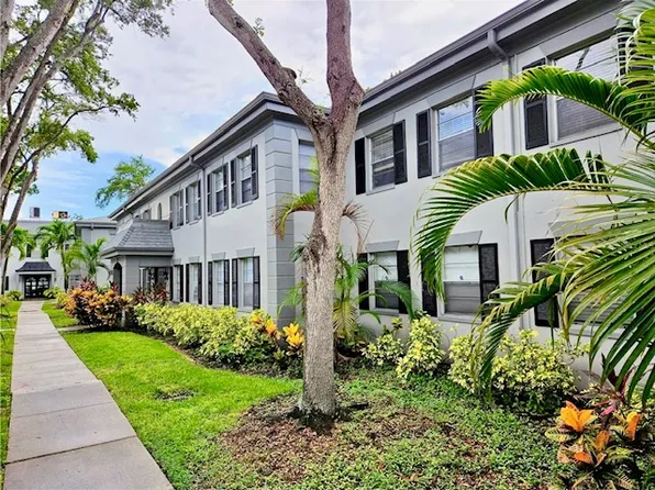 6965 Avenue Des Palais, Saint Petersburg, FL 33707