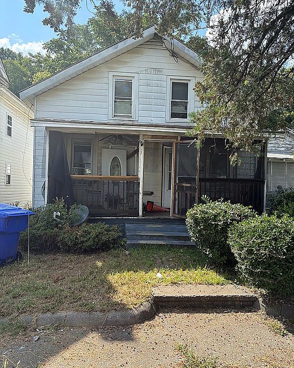 1st image of 223 Spruce St