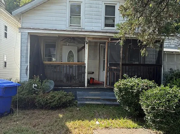 223 Spruce St, Suffolk, VA 23434