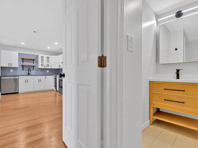 24 Corey St #305 — Photo 12