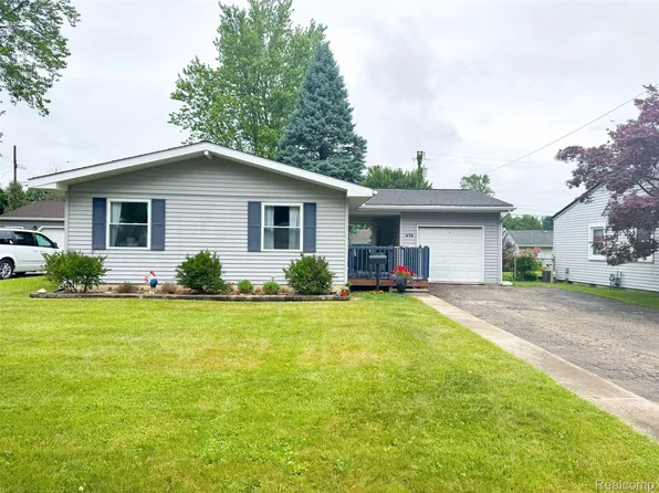 474 Argyle Cres, Milan, MI 48160