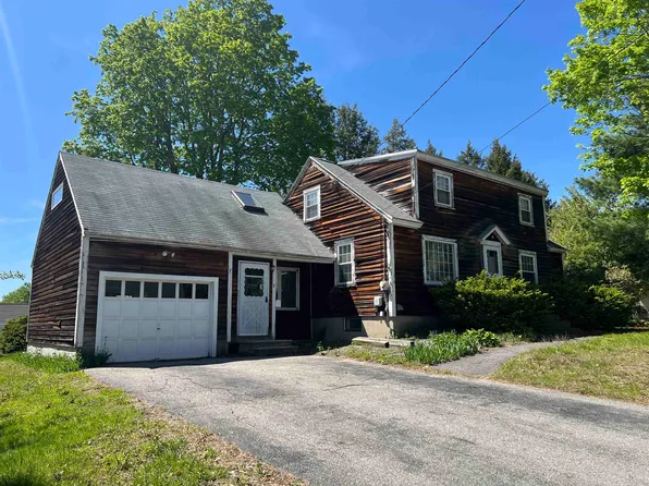 8 Hooker Street, Nashua, NH 03064