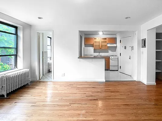 Rented by Brown Harris Stevens | media 9