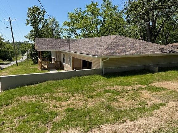 2nd image of 1311 N Mansfield Road