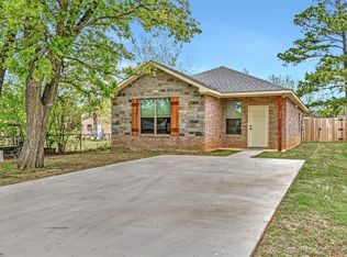 408 W Tonner Ave, Calera, OK 74730