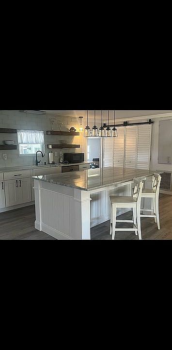 Kitchen island