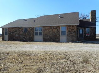 4210 Alamo Rd, Bowie, TX 76230