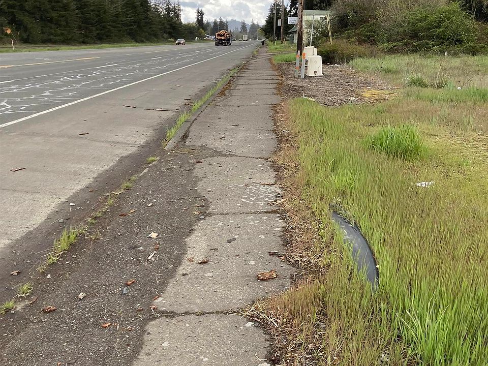 2nd image of 5170 S Santiam Hwy