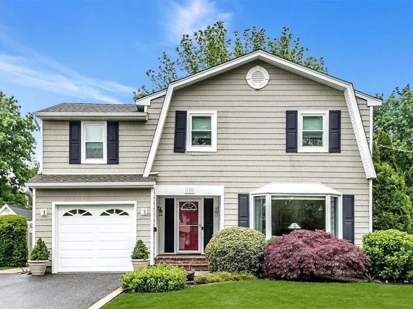 510 8th Avenue, East Northport, NY 11731