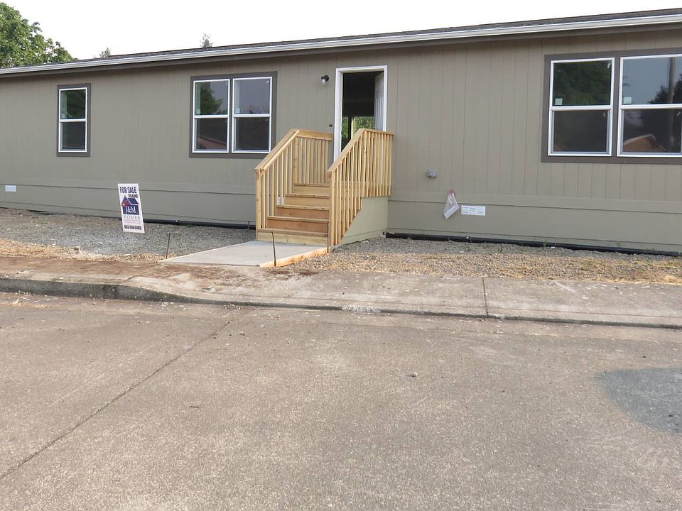 1st image of 300 Western St SE #18
