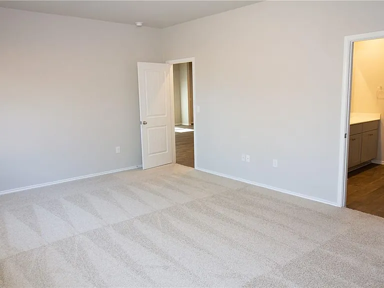 13004 Brahmin Dr — Photo 5