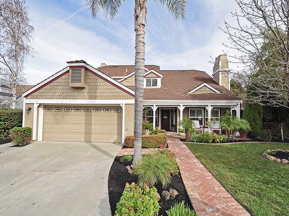 2nd image of 4949 Dolores Dr