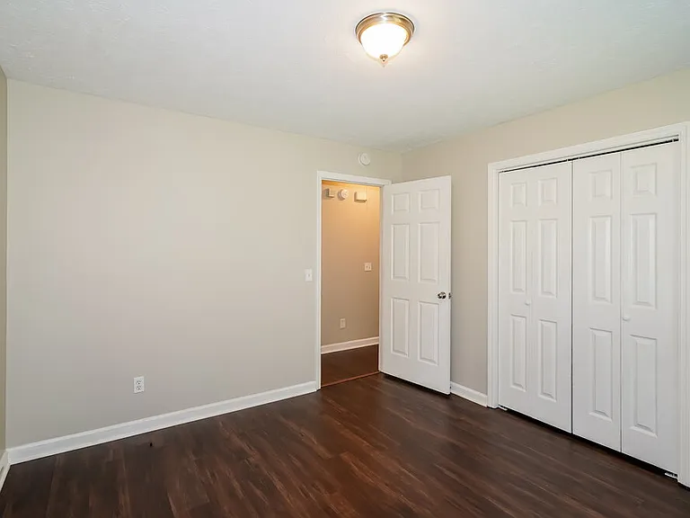 408 Dellwood Dr — Photo 15