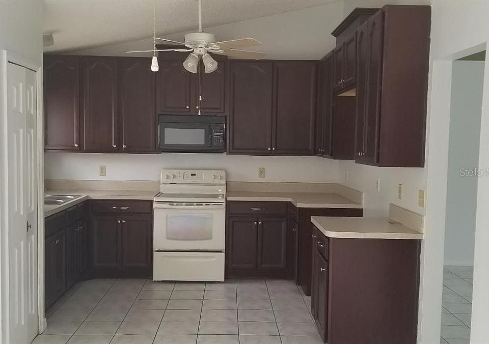 2nd image of 1214 Regal Ridge Dr #2