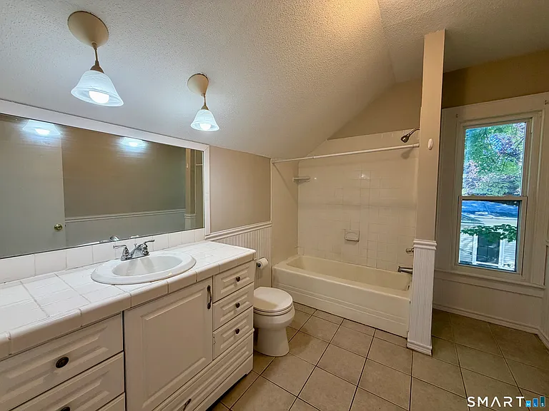 208 Main St #208 — Photo 21