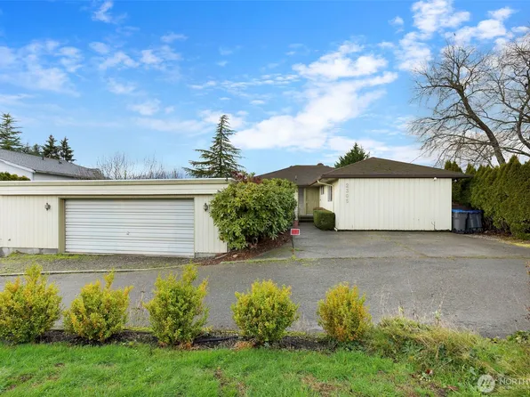 2305 Brashem Avenue, Bremerton, WA 98310