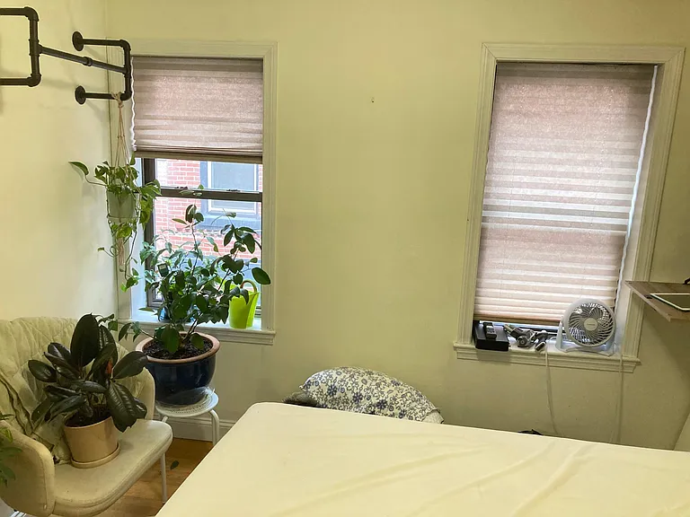 10 Wiget St #3 — Photo 6
