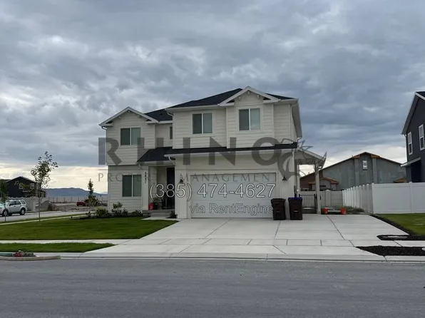 2851 N Chokecherry Dr, Eagle Mountain, UT 84005