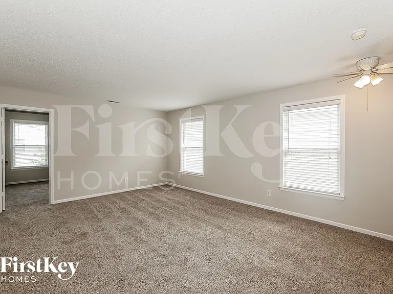 12238 Maize Dr — Photo 8
