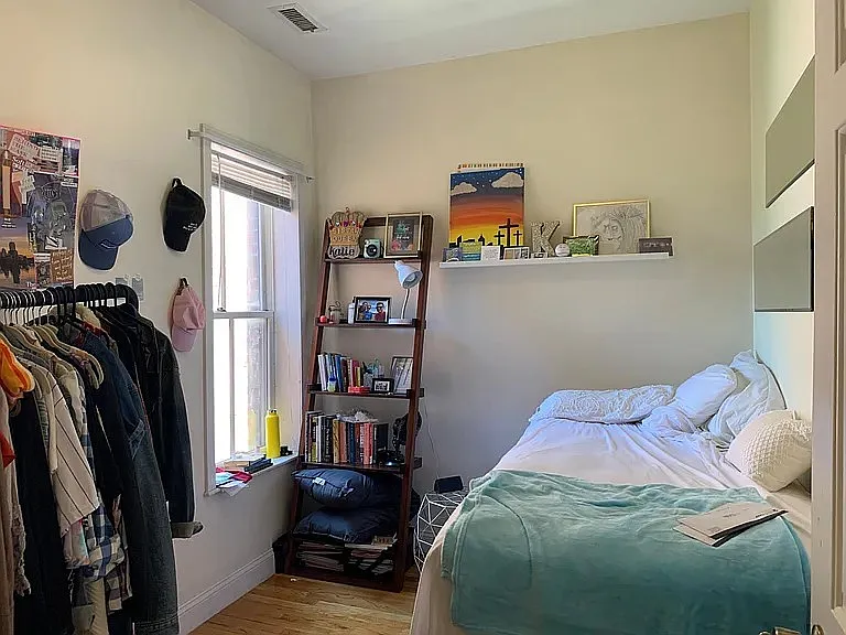 79 Highland St — Photo 11