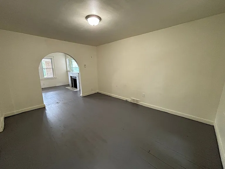 1409 Brookline Blvd — Photo 10