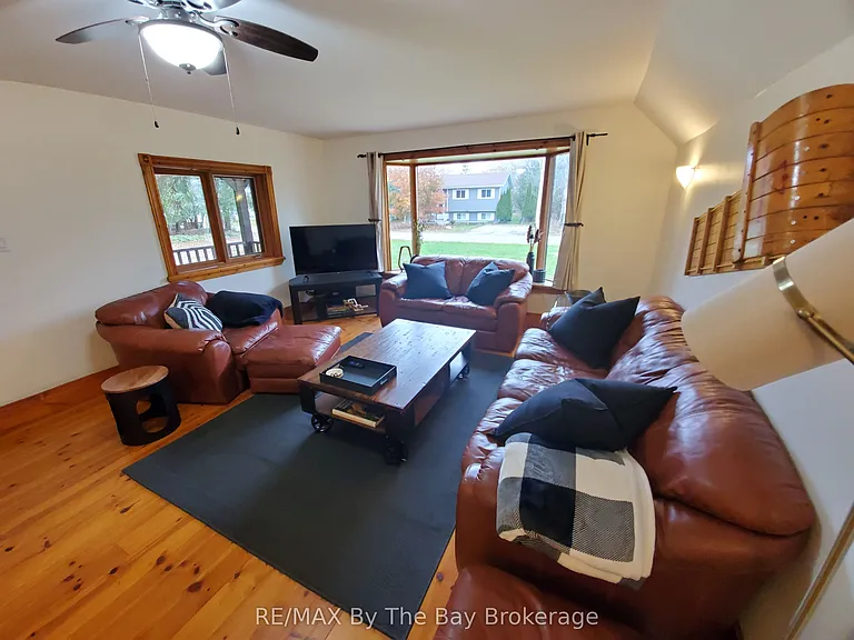 22 Woodcrest Ave — Photo 8