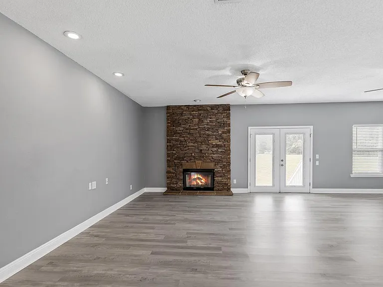 621R Bob Miller Rd — Photo 24