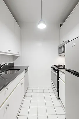 Rented by Reuveni LLC | media 23