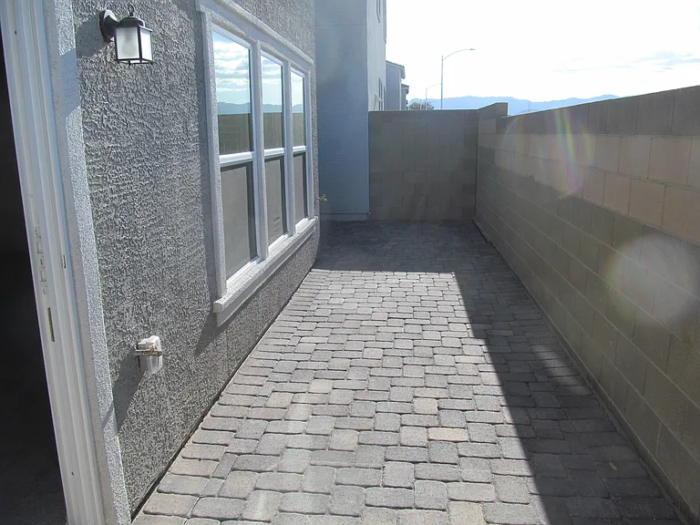8110 Oakwood Bend Ave — Photo 30