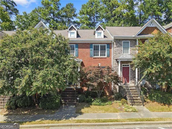 2824 Langford Commons Dr, Norcross, GA 30071