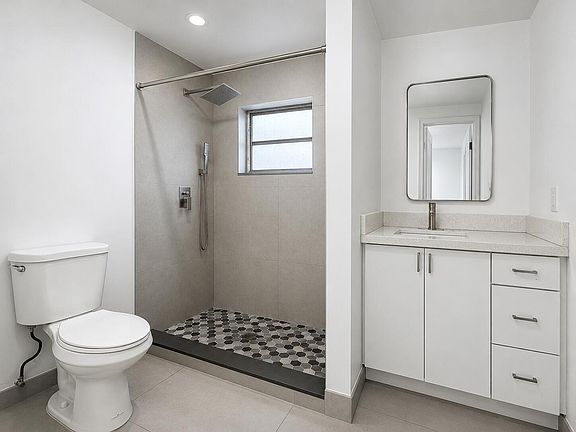 4th image of 2152 SW 72nd Ave #A