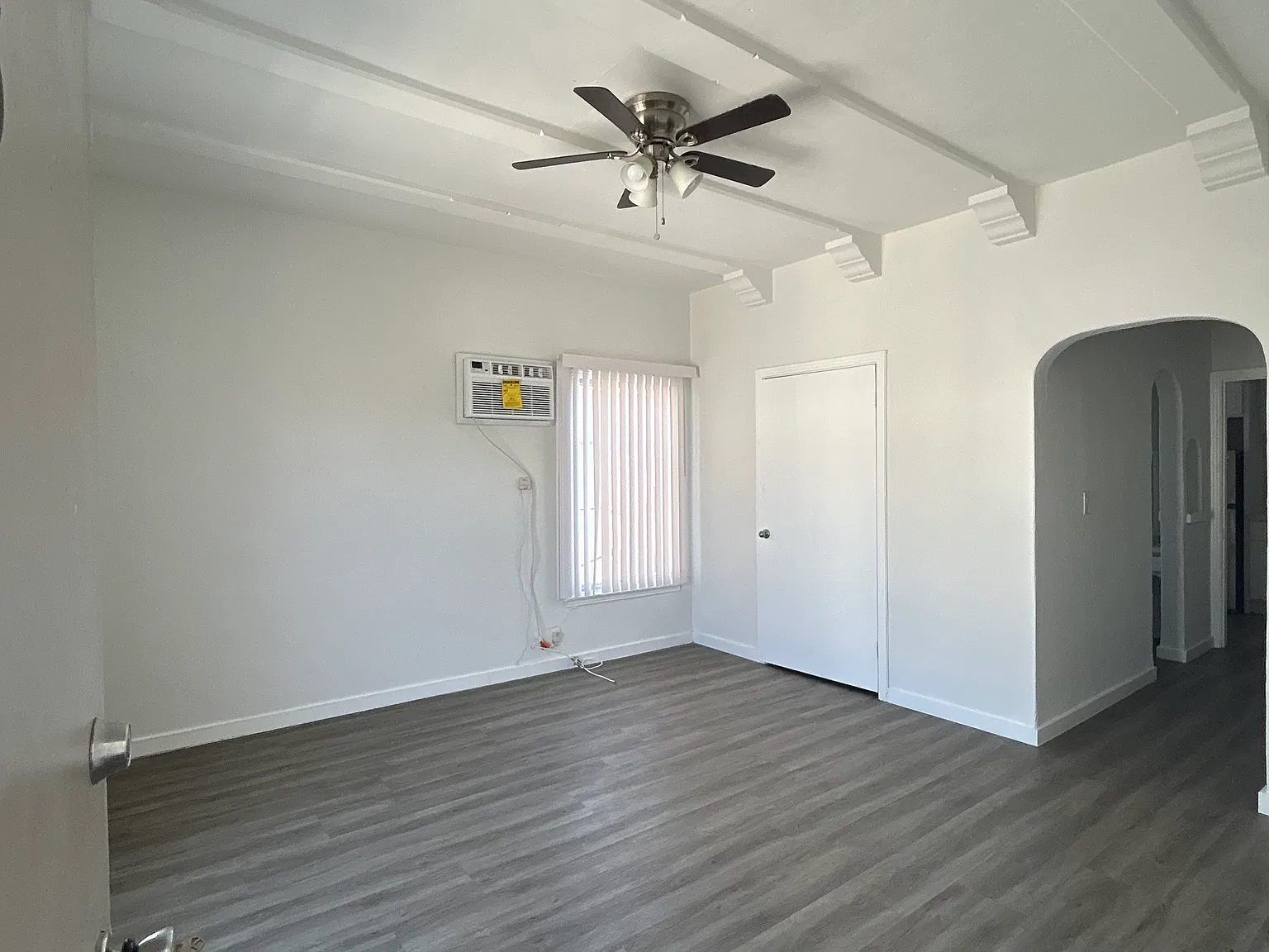 Studio, 550 sqft, $1,445 — Photo 1