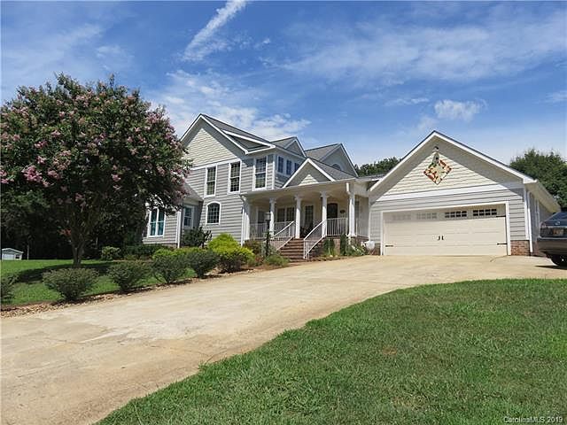1st image of 104 Greene Hill Dr