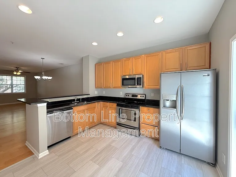1131 Ilana Ct — Photo 8
