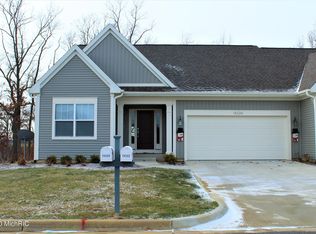 14212 Bridgeview Point, Vicksburg, MI 49097
