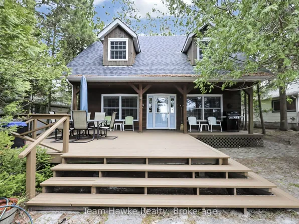 698 Tiny Beaches Rd S, Tiny, ON L0L 2T0