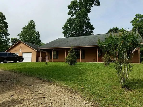 110 Saddle Surrey Rd, Coldspring, TX 77331