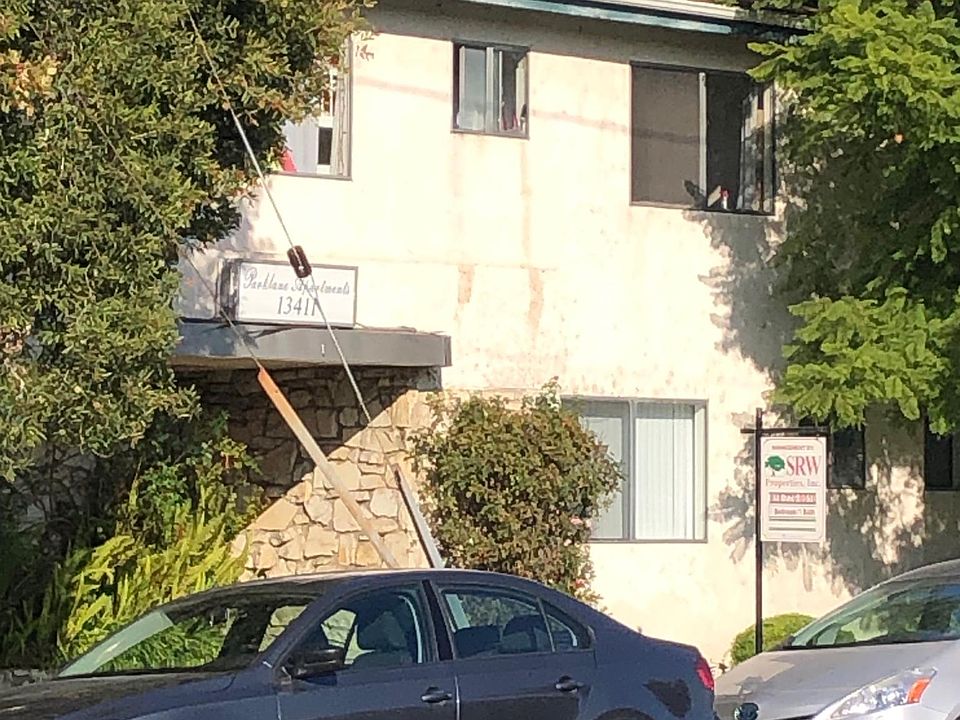 1st image of 13411 Moorpark St #6