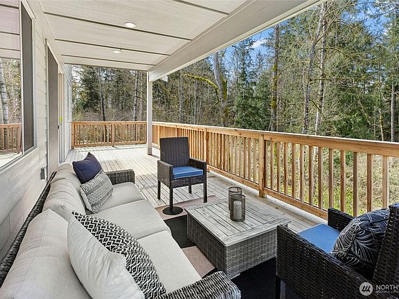 2nd image of 5842 229th Avenue E #274