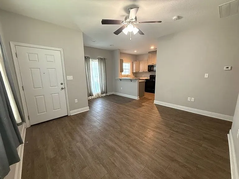 2808 Miller Ave #2 — Photo 4