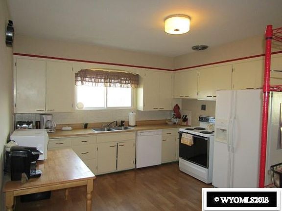 4th image of 269 Hoskins Ln