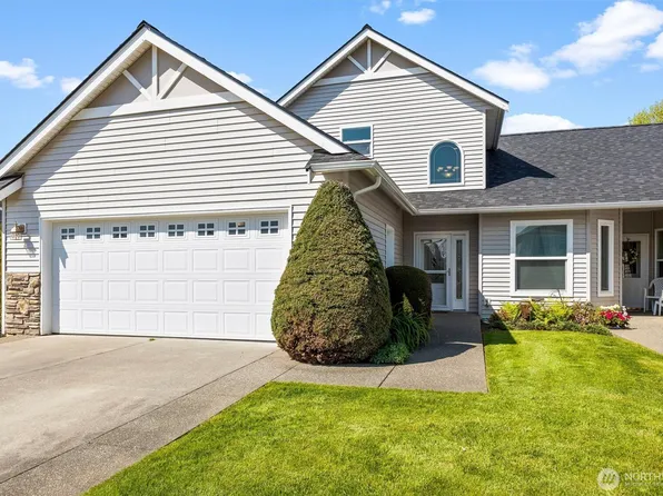 1149 Aaron Drive #B, Lynden, WA 98264