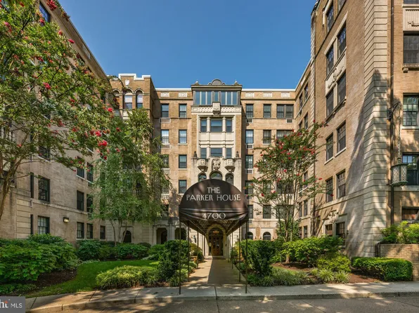 4700 Connecticut Ave NW APT 303, Washington, DC 20008