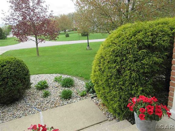 5th image of 7881 Saint Andrews Dr