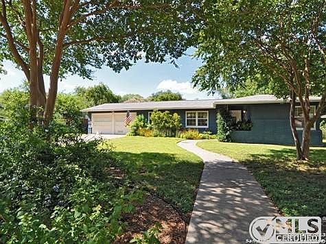 1st image of 607 Larkwood Dr